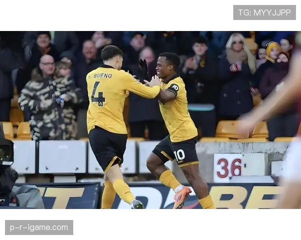 英超进攻火力全开,战术创新成球队争胜关键 英超进攻火力全开,战术创新成球队争胜关键