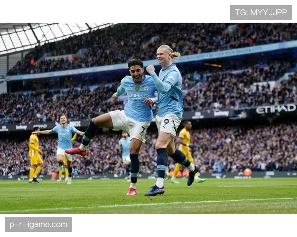 哈兰德与德布劳内青训时期表现亮眼，新一代足球巨星成长轨迹引关注