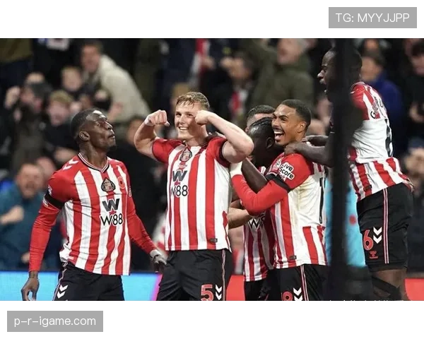 阿格德在英超赛季中表现稳健,助力球队争夺冠军荣誉。