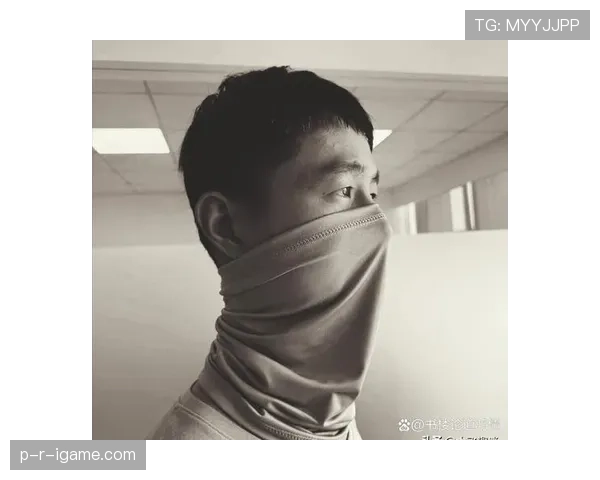 冯彦哲训练间隙居然偷偷变成了“顶流”,谁看到都想凑近八卦一下? 冯彦哲训练间隙居然偷偷变成了“顶流”,谁看到都想凑近八卦一下?